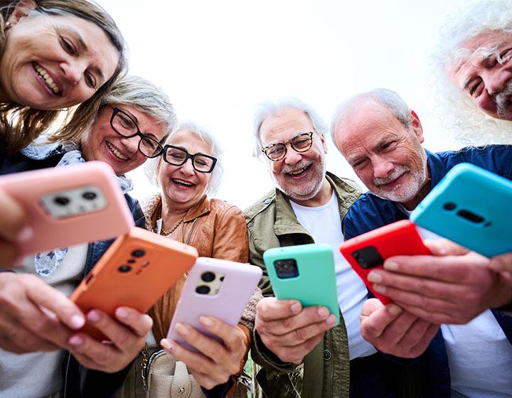 Yaşlılar İçin Telefon Önerileri